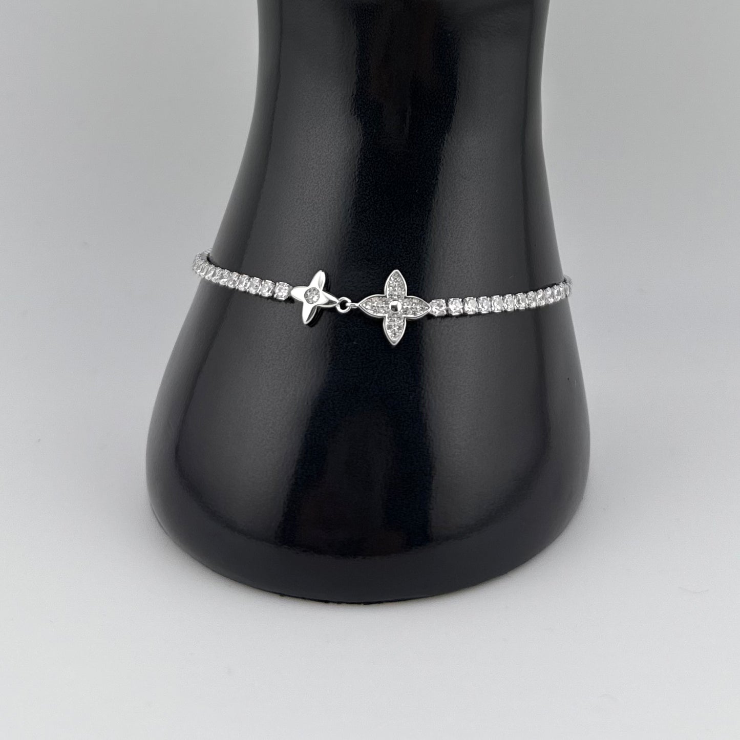 Bracelet élégance florale en Argent 925 et Zircons