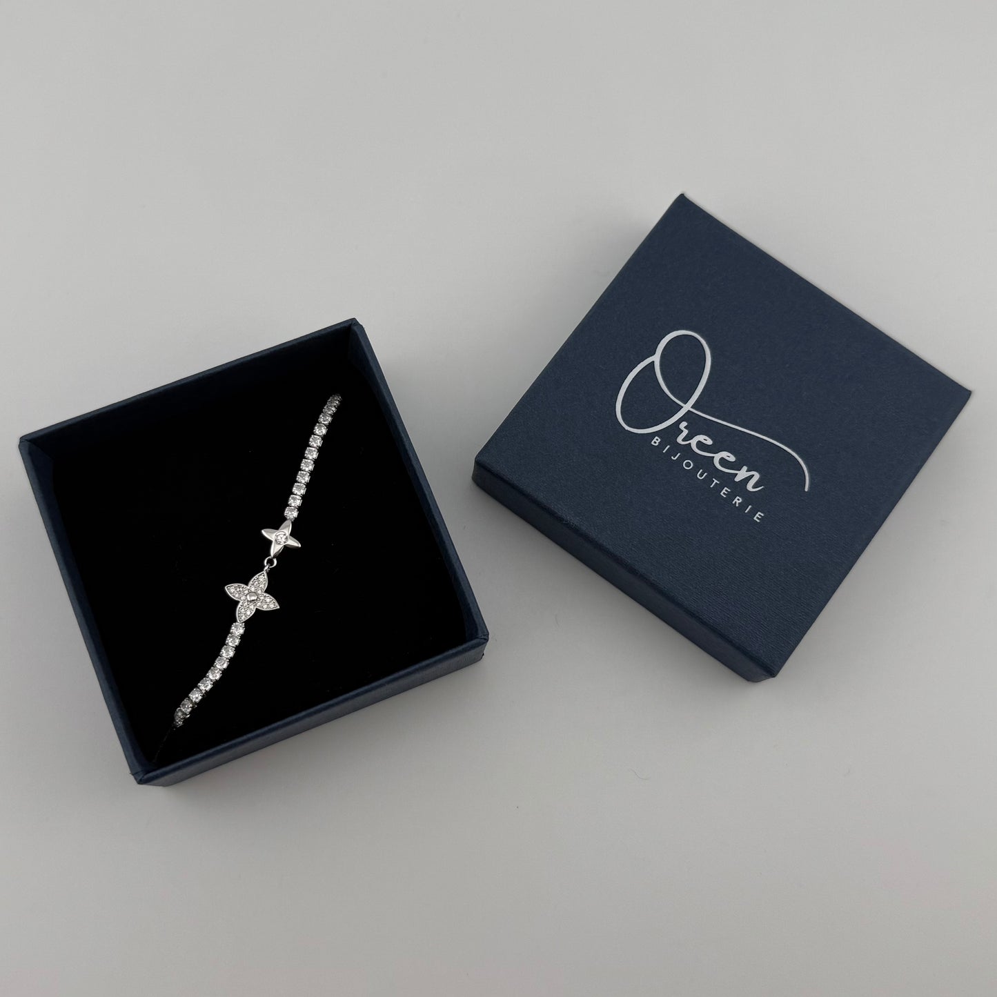 Bracelet élégance florale en Argent 925 et Zircons