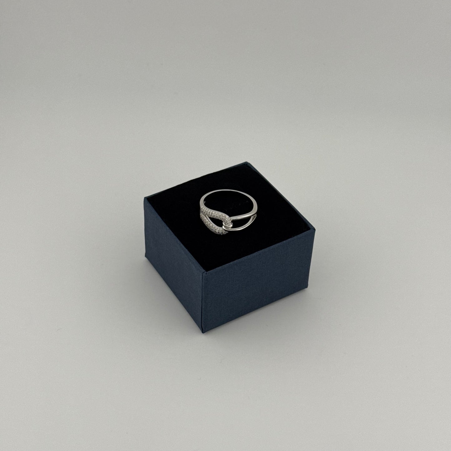 Bague nœud en Argent 925 et Zircons
