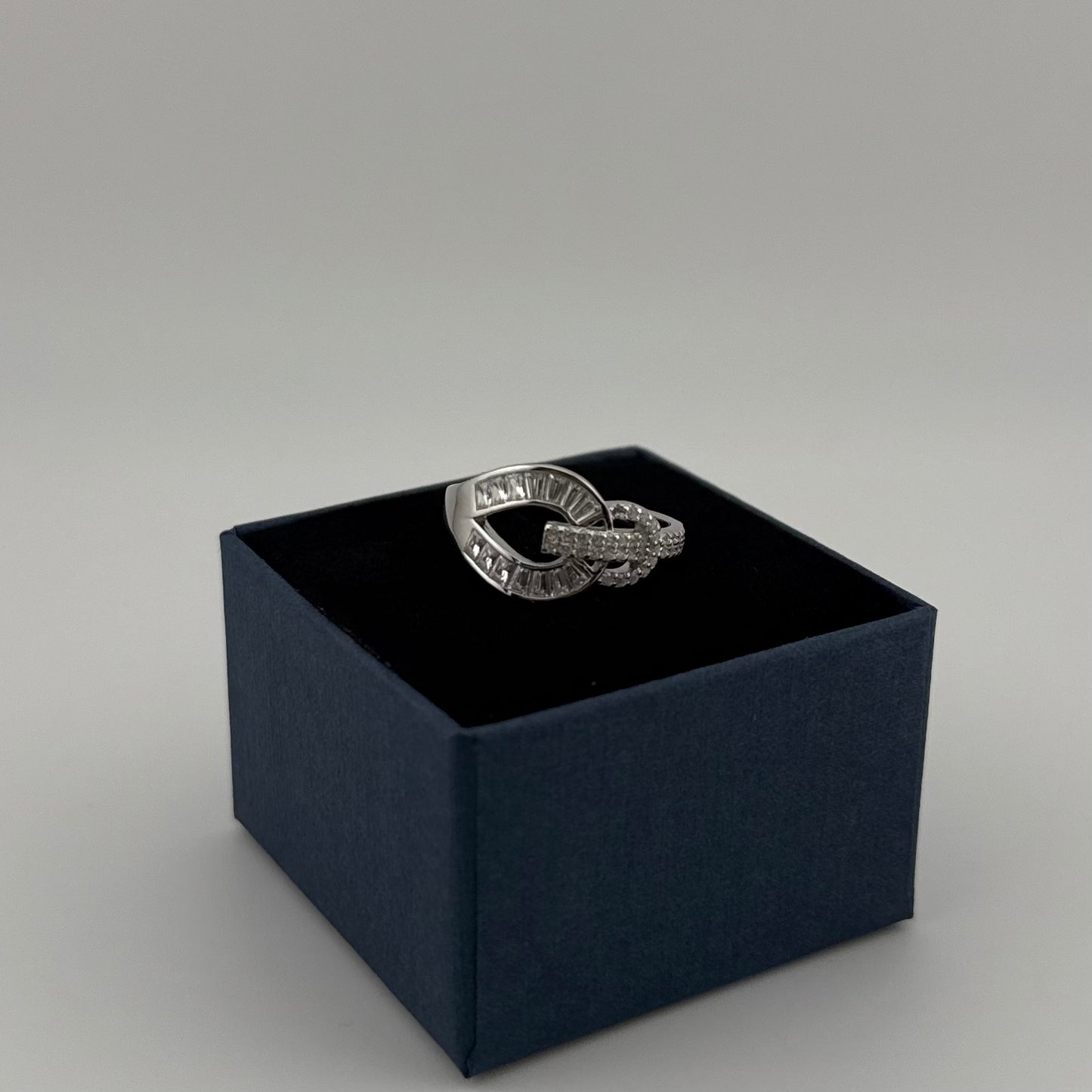 Bague nœud en Argent 925 et Zircons
